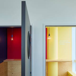 Bureau privé 20 m² 5 postes Coworking Rue des Cuirassiers Lyon 69003 - photo 3